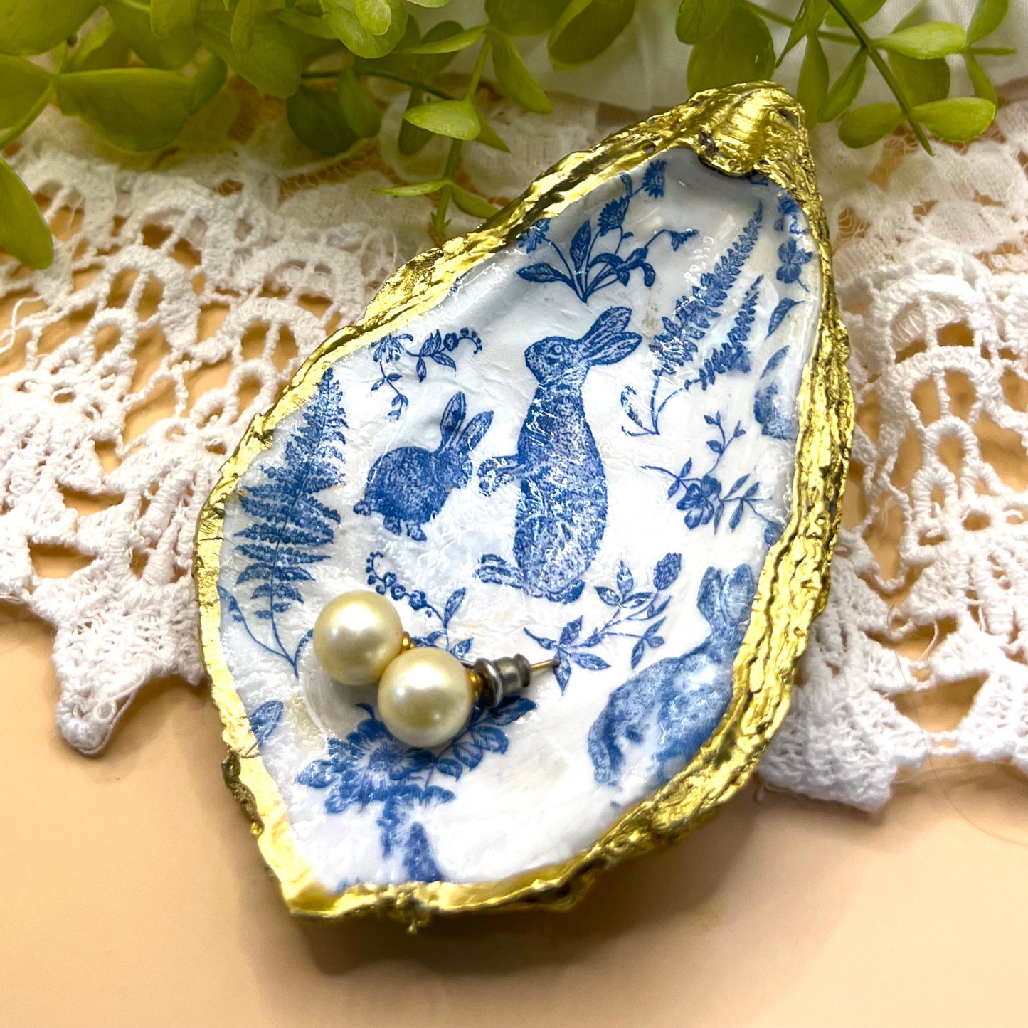 Gilded Blue Rabbit Toile Oyster Shell Ring Dish and Tray