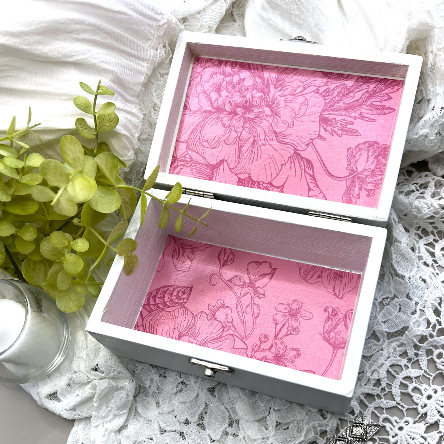 Keepsake Box - Large with Pink and Yellow Felted Lid