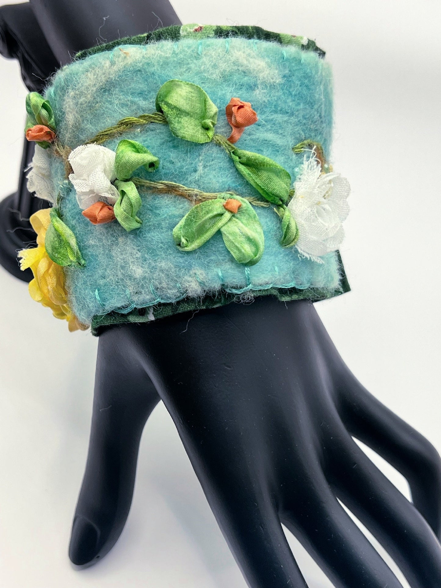 Felted Bracelet Cuff Bracelet, Wool Bracelet, Wrist Cuff, Ribbon Embroidery, Cuff Bracelet, Handmade Boho, Wool Felted Jewelry Bohemian