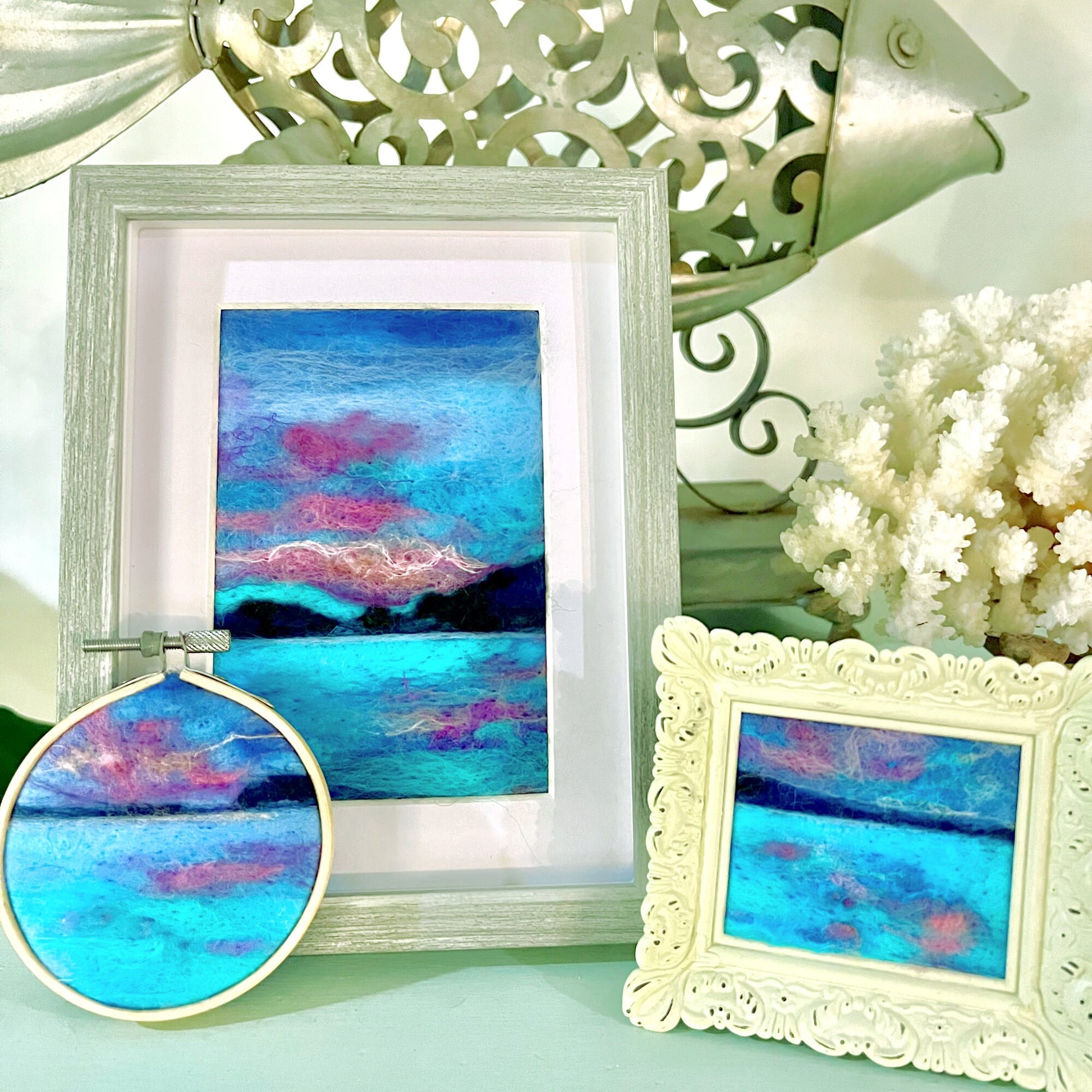 Sunset Ocean Round Painting, Oceanscape picture, Wool painting, mini felted painting, needle felted Wool, Hawaii, beach house decor, coastal