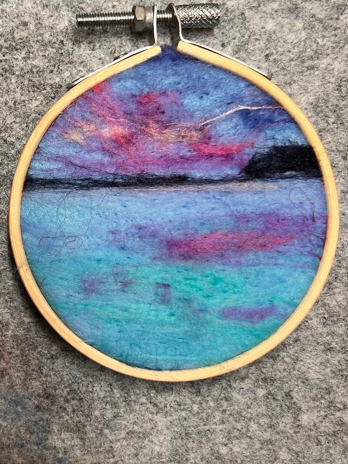 Sunset Ocean Round Painting, Oceanscape picture, Wool painting, mini felted painting, needle felted Wool, Hawaii, beach house decor, coastal